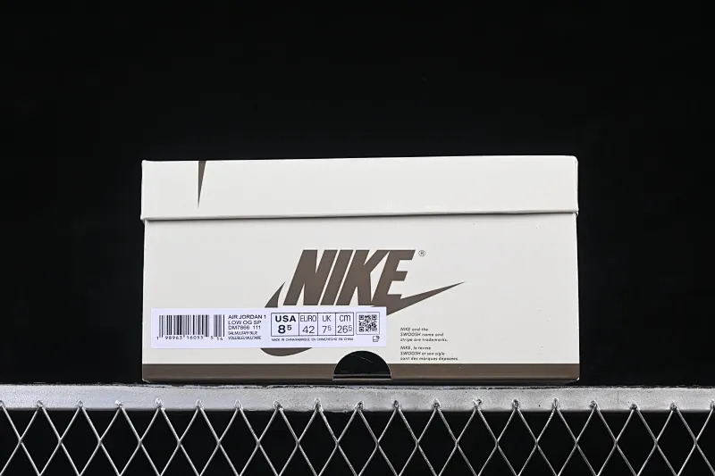 All categories Air Jordan Jordan series basketball shoes Air Jordan 1 Low Travis Scott x Air Jordan 1 Low OG AJ1 Joe 1 joint overhead hook DM7866-111